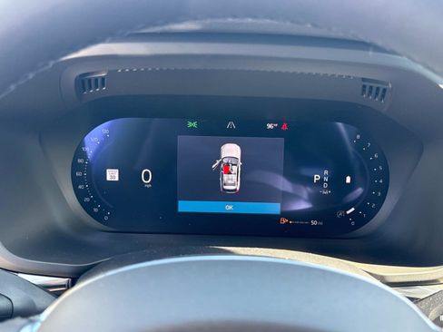 New 2026 Volvo XC60 B5 Plus w/ Climate Package image 28