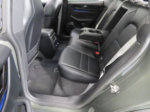 Certified 2025 Porsche Macan 4 Electric AWD/4WD image 43