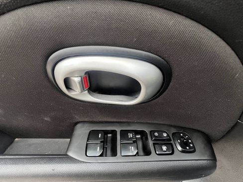 Used 2016 Kia Soul + w/ Eco Package FWD image 16