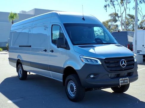 New 2026 Mercedes-Benz Sprinter 2500 image 18