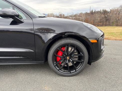 New 2026 Porsche Macan GTS image 11