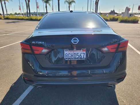 Used 2019 Nissan Altima 2.5 SR w/ SR Premium Package FWD image 5