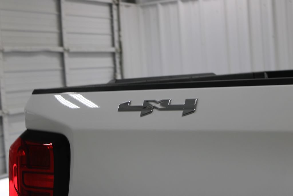 Used 2023 GMC Sierra 1500 Elevation AWD/4WD image 12