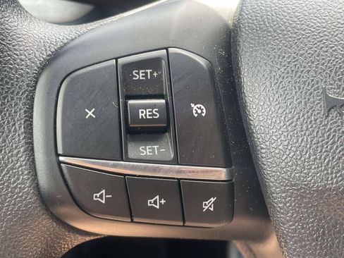 Used 2025 Ford Maverick XLT w/ Equipment Group 302A AWD/4WD image 22