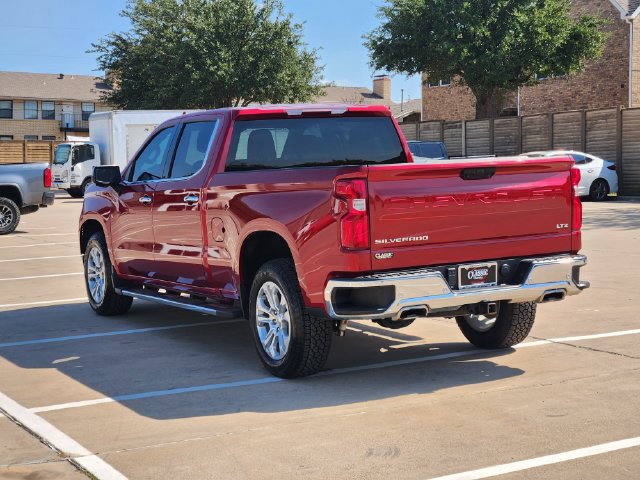 Used 2024 Chevrolet Silverado 1500 LTZ AWD/4WD image 3