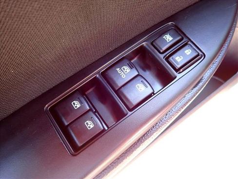 Used 2013 Subaru Outback 2.5i Premium w/ All-Weather Pkg AWD/4WD image 13