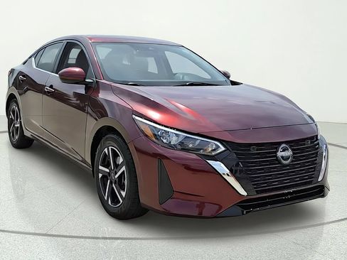 Certified 2025 Nissan Sentra SV FWD image 1