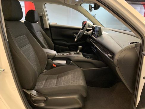 Used 2023 Honda HR-V LX image 50