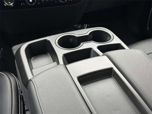 Used 2024 GMC Sierra 1500 Elevation image 15