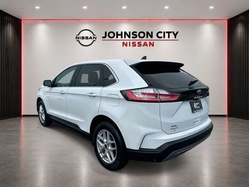 Used 2024 Ford Edge SEL AWD/4WD image 7