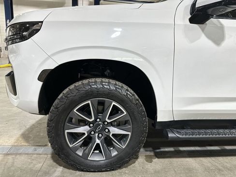 Used 2022 Chevrolet Tahoe Z71 w/ Off-Road Capability Package image 19