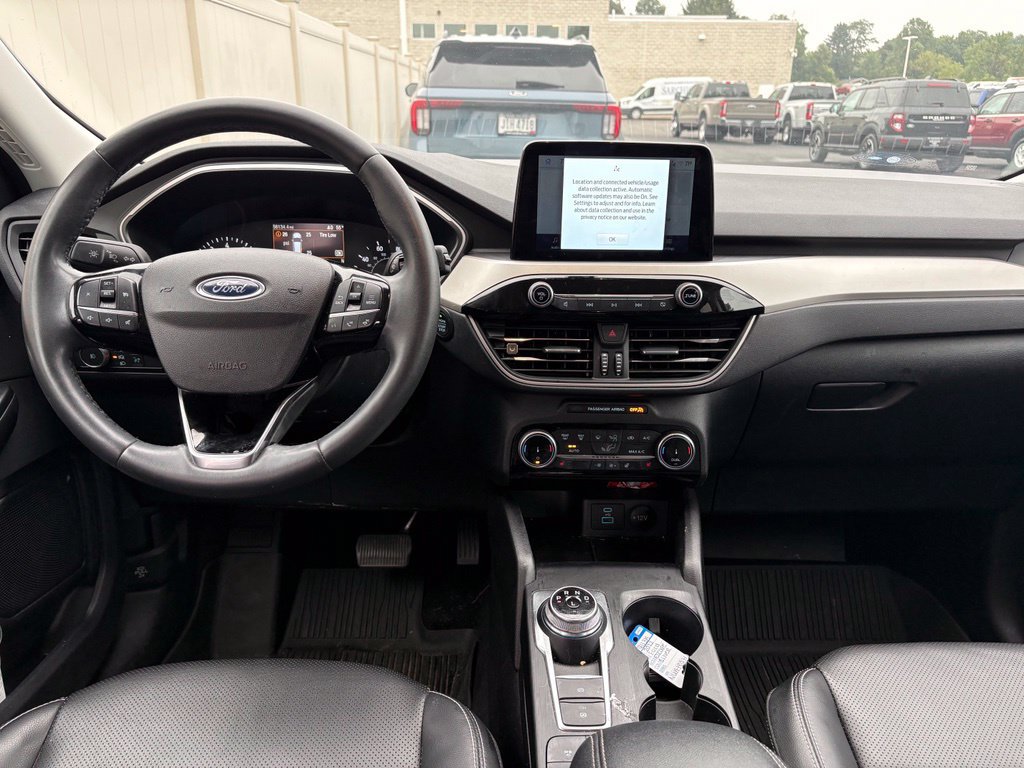 Used 2022 Ford Escape SEL w/ Class II Trailer Tow Package AWD/4WD image 9