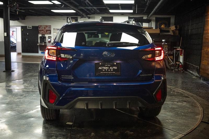 Used 2025 Subaru Crosstrek 2.5i Premium AWD/4WD image 6