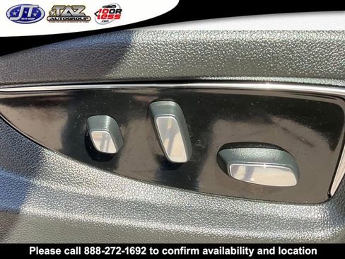 Used 2019 Cadillac Escalade Luxury RWD image 19