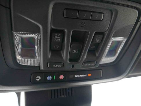 Used 2025 GMC Sierra 3500 AT4 w/ AT4 Premium Plus Package AWD/4WD image 41