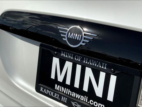 Certified 2024 MINI Cooper S image 31