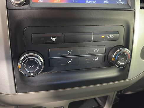 Used 2019 Nissan Frontier SV image 29