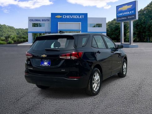 Certified 2023 Chevrolet Equinox LS w/ Driver Confidence II Package AWD/4WD image 6