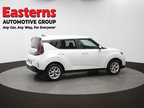 Used 2024 Kia Soul LX w/ Option Group 015 FWD image 42