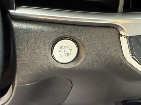 New 2026 Kia Sorento S w/ S Panoramic Sunroof Package image 32