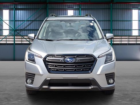 Used 2022 Subaru Forester Limited AWD/4WD image 7
