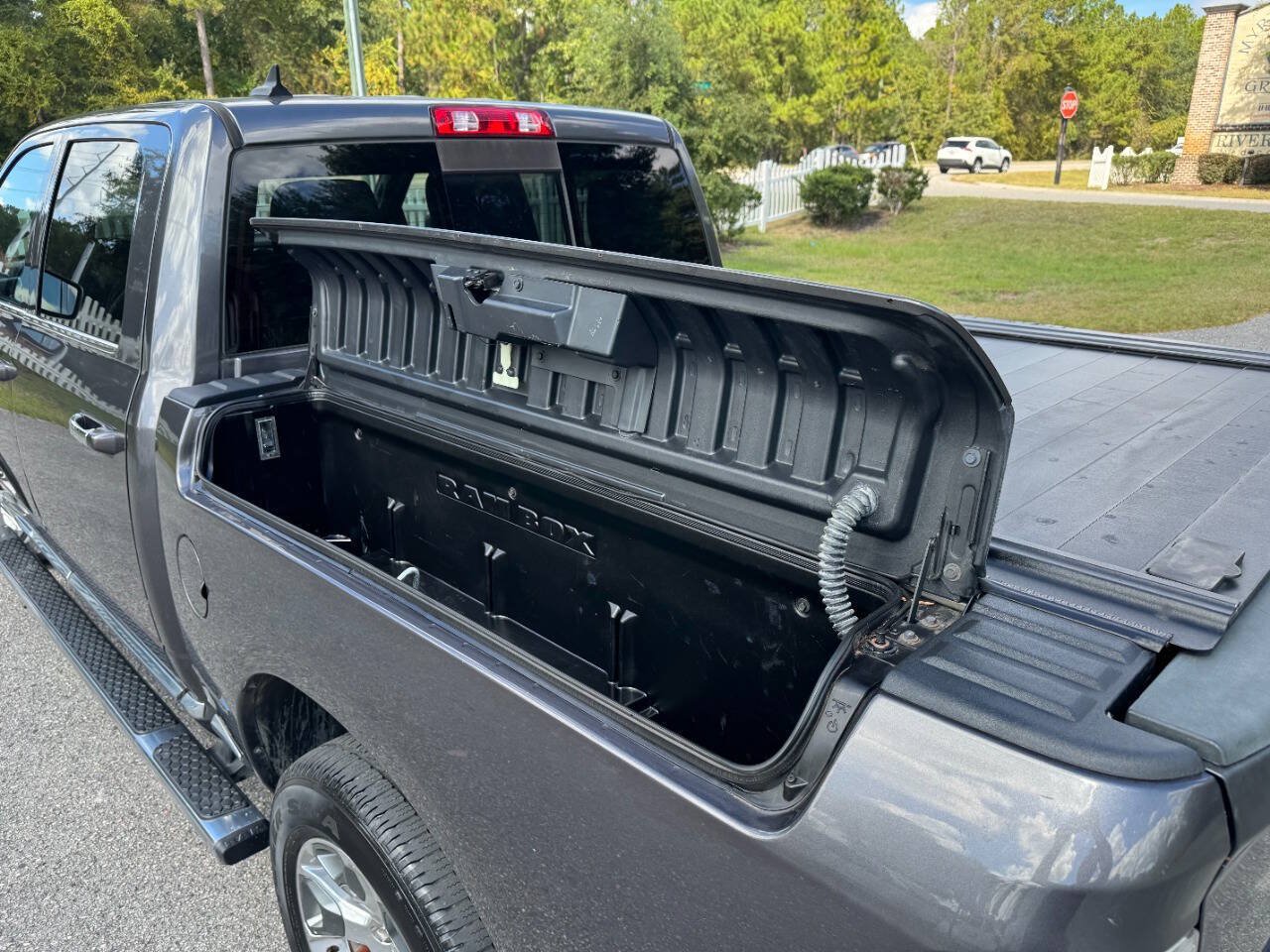Used 2017 RAM 1500 Limited RWD image 37