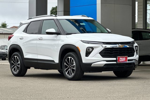 New 2026 Chevrolet TrailBlazer LT w/ Convenience Package AWD/4WD image 2