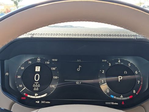 New 2026 Land Rover Range Rover Long Wheelbase SE image 21