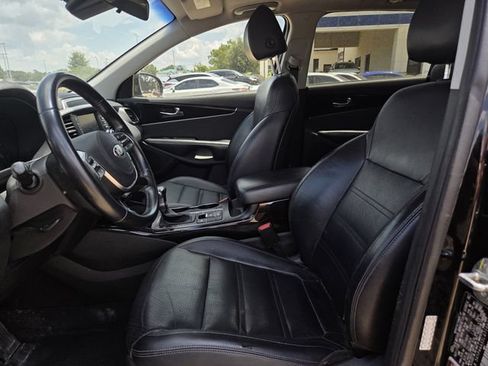 Used 2020 Kia Sorento EX FWD image 12