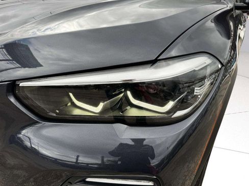 Used 2021 BMW X5 xDrive40i w/ Premium Package image 13