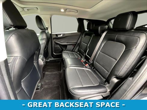 Used 2022 Ford Escape Titanium AWD/4WD image 22