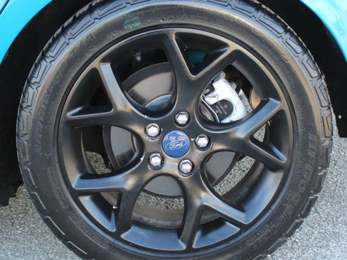 Used 2014 Ford Focus Titanium FWD image 12