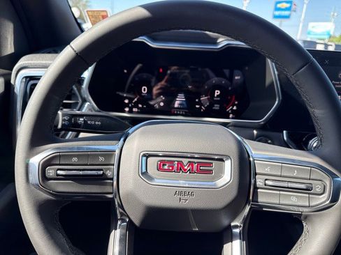 New 2026 GMC Canyon Elevation w/ Convenience Package image 30