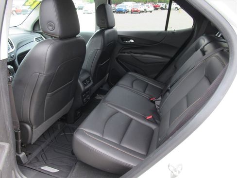 Used 2018 Chevrolet Equinox Premier image 31