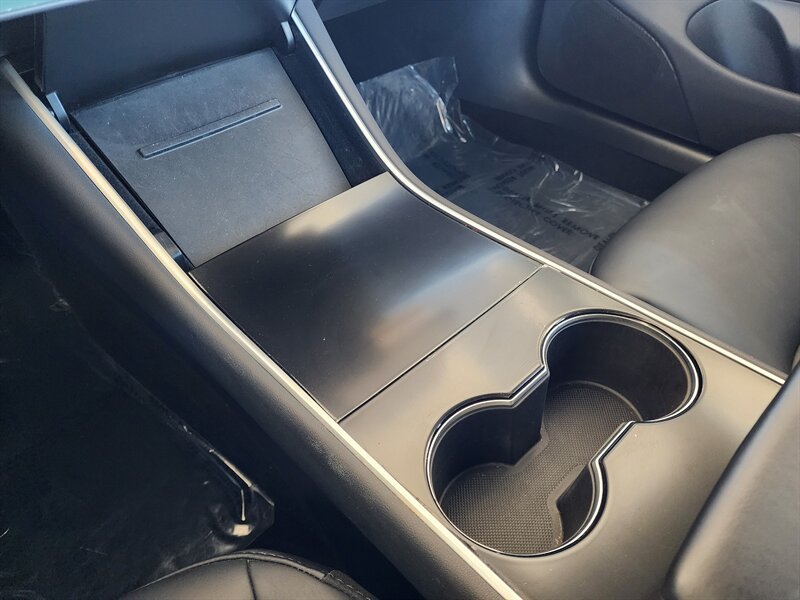 Used 2018 Tesla Model 3 Long Range RWD image 47