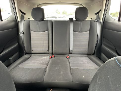 Used 2018 Nissan Leaf SV w/ SV Technology Package FWD image 16
