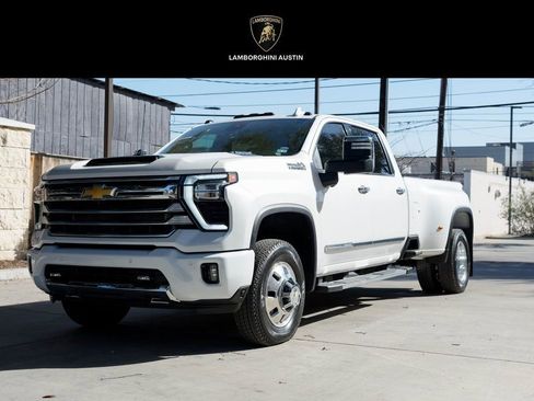 Used 2024 Chevrolet Silverado 3500 High Country w/ High Country Premium Package image 1