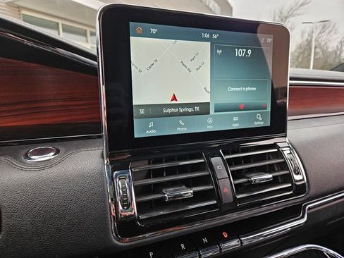 Used 2021 Lincoln Navigator Reserve w/ Luxury Package image 13