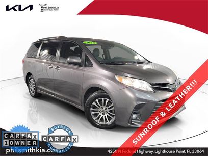 Used 2020 Toyota Sienna XLE