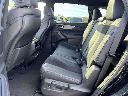 Used 2023 Acura MDX A-Spec image 11