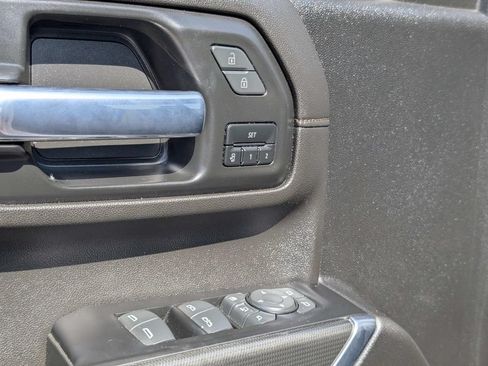Used 2022 GMC Sierra 2500 AT4 w/ AT4 Premium Plus Package AWD/4WD image 15