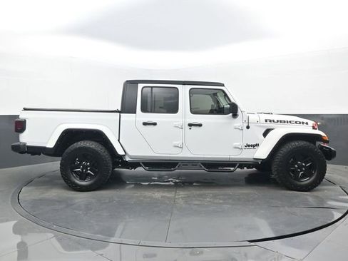 Used 2021 Jeep Gladiator Sport image 2