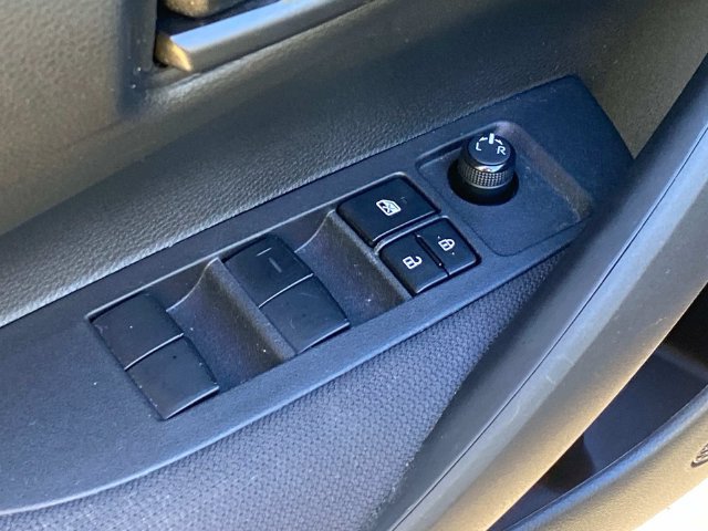 Used 2024 Toyota Corolla LE FWD image 13
