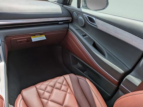 New 2026 Genesis GV80 3.5T Prestige image 17