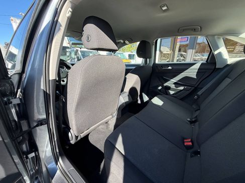 Used 2019 Volkswagen Jetta SE FWD image 27