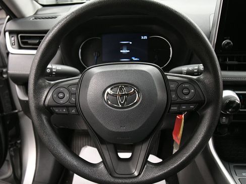 Used 2024 Toyota RAV4 LE AWD/4WD image 13