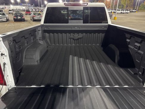 Used 2022 Chevrolet Silverado 1500 LTZ image 7