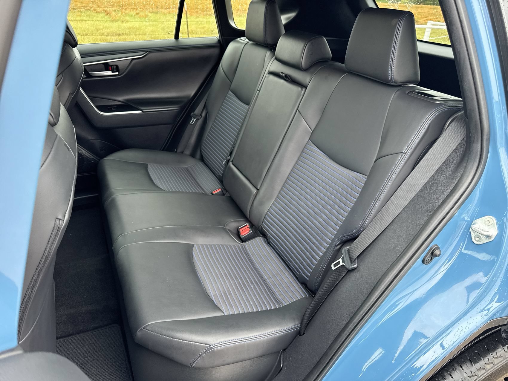 Used 2024 Toyota RAV4 XSE AWD/4WD image 22