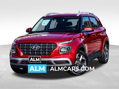 Used 2025 Hyundai Venue SEL
