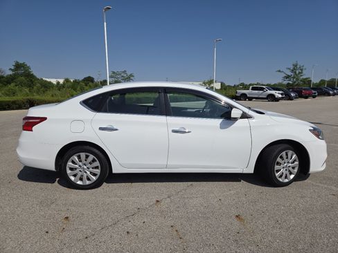 Used 2018 Nissan Sentra S FWD image 17